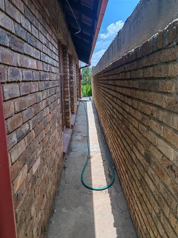 3 Bedroom Property for Sale in Pimville Gauteng