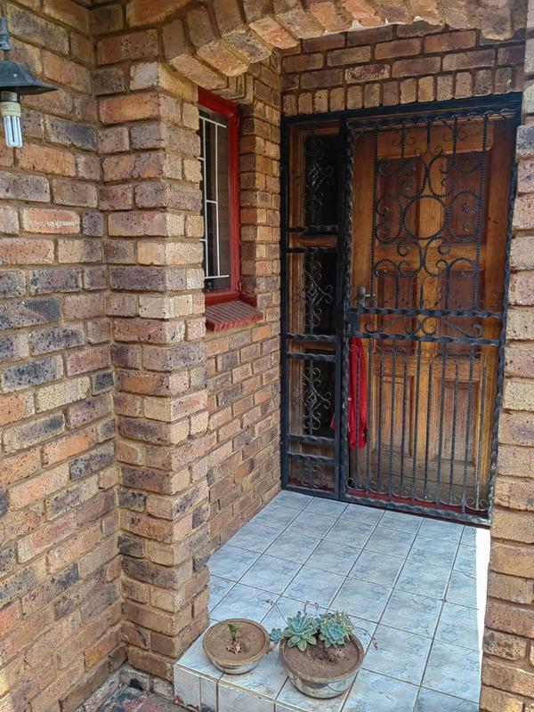 3 Bedroom Property for Sale in Pimville Gauteng