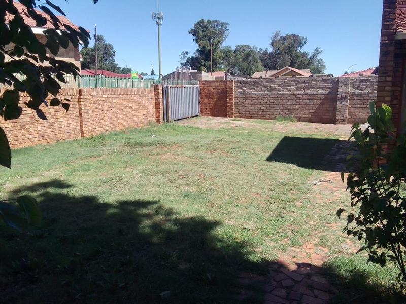 3 Bedroom Property for Sale in Spruit View Gauteng