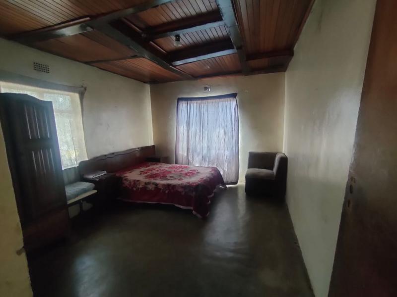 4 Bedroom Property for Sale in Phiri Gauteng