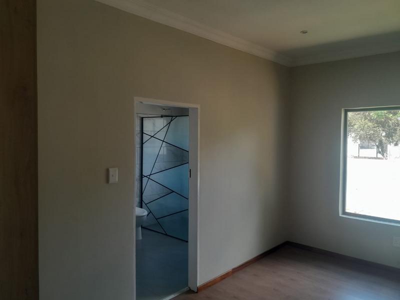 4 Bedroom Property for Sale in Mountain View Gauteng