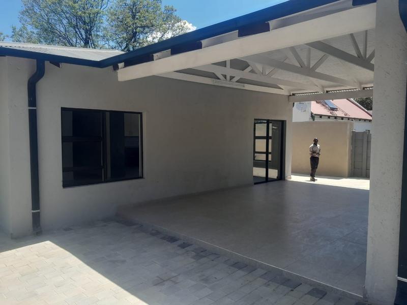 4 Bedroom Property for Sale in Mountain View Gauteng