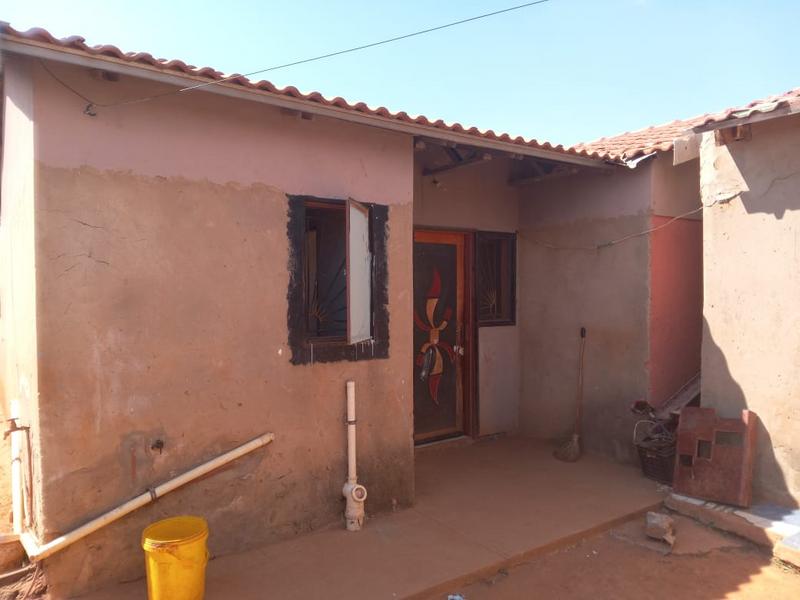 2 Bedroom Property for Sale in Lehae Gauteng