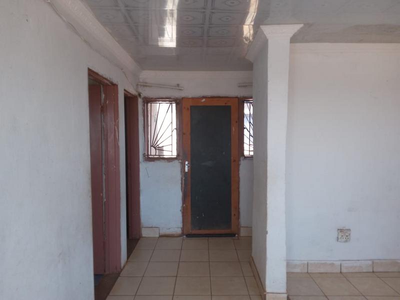 2 Bedroom Property for Sale in Lehae Gauteng