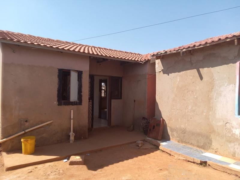 2 Bedroom Property for Sale in Lehae Gauteng