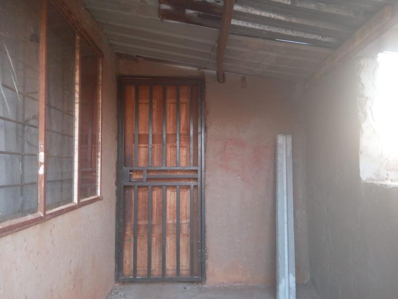 6 Bedroom Property for Sale in Lehae Gauteng