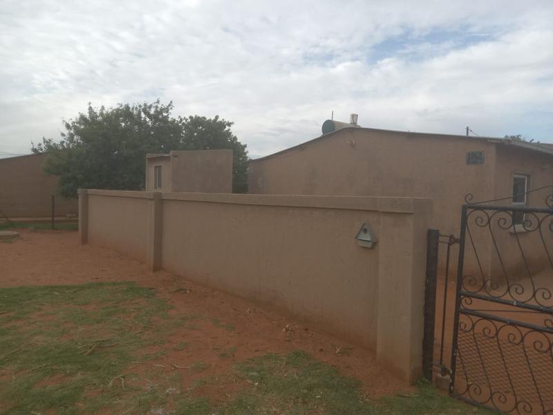 3 Bedroom Property for Sale in Lehae Gauteng