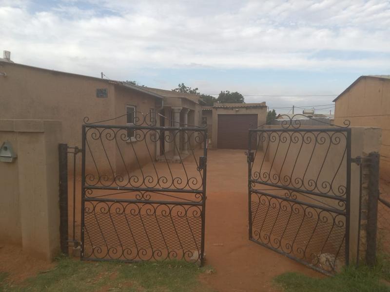 3 Bedroom Property for Sale in Lehae Gauteng