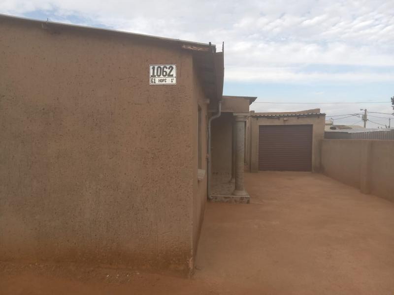 3 Bedroom Property for Sale in Lehae Gauteng