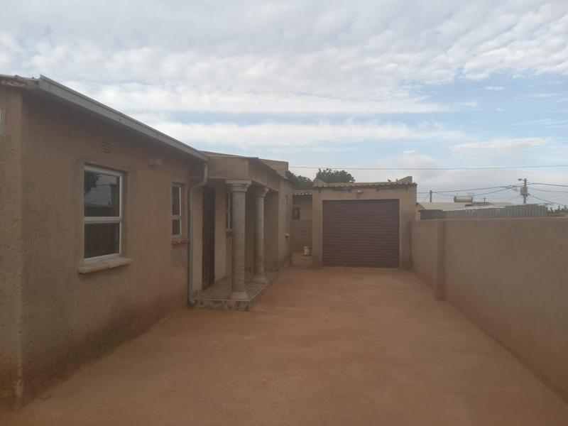 3 Bedroom Property for Sale in Lehae Gauteng