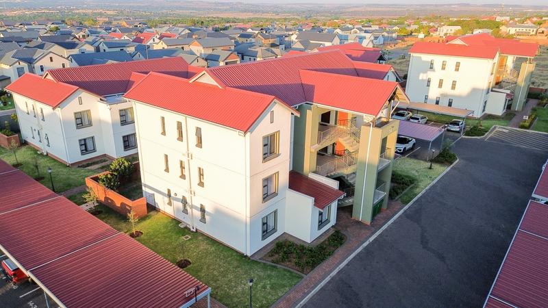 2 Bedroom Property for Sale in Golden Fields Estate Gauteng