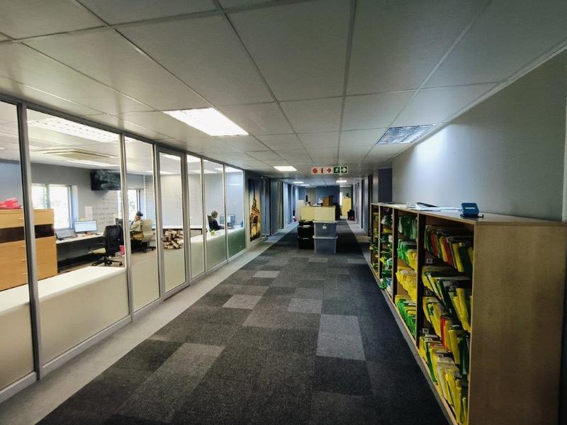 To Let commercial Property for Rent in Strubensvallei Gauteng