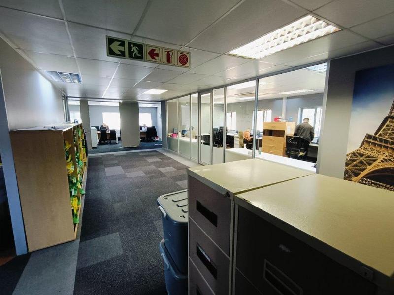 To Let commercial Property for Rent in Strubensvallei Gauteng