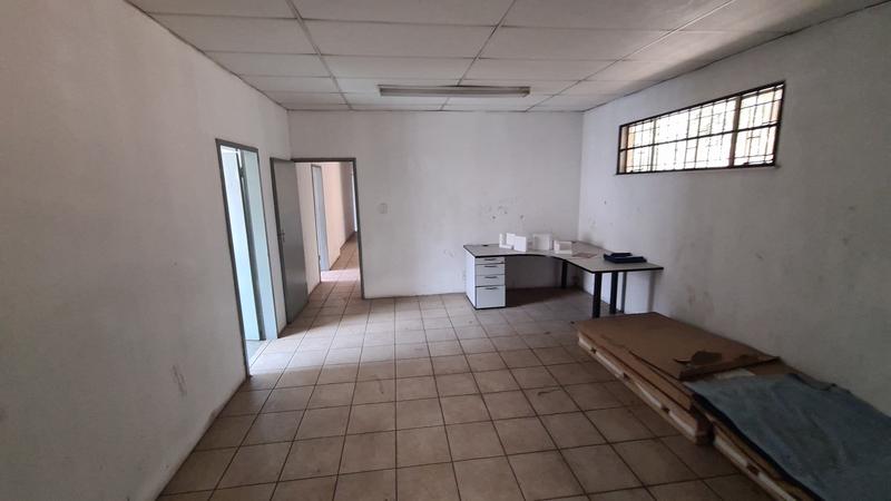 To Let commercial Property for Rent in Randjespark Gauteng