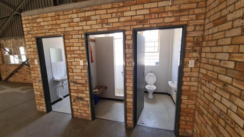 To Let commercial Property for Rent in Grand Central Gauteng