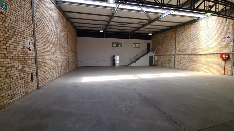 To Let commercial Property for Rent in Grand Central Gauteng