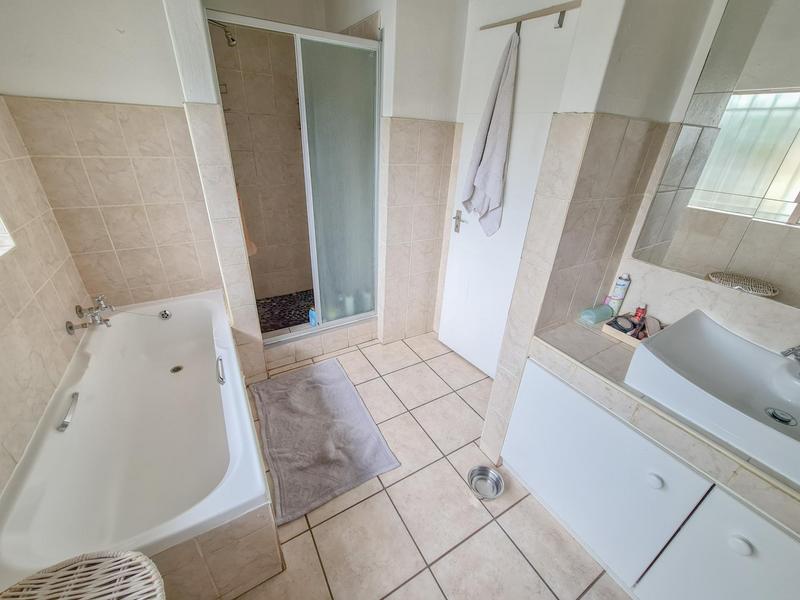 3 Bedroom Property for Sale in Sunninghill Gauteng