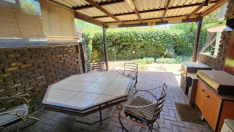 3 Bedroom Property for Sale in Brackenhurst Gauteng