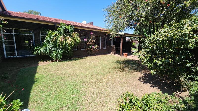 3 Bedroom Property for Sale in Brackenhurst Gauteng