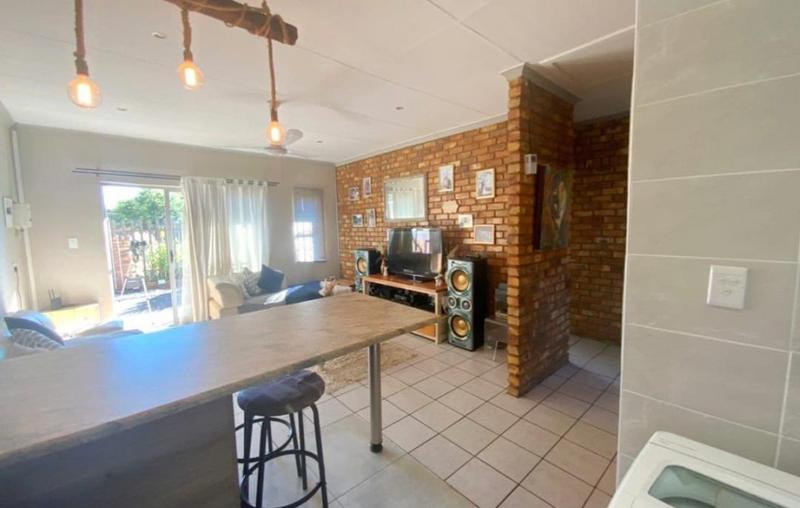 5 Bedroom Property for Sale in Elandshaven Gauteng