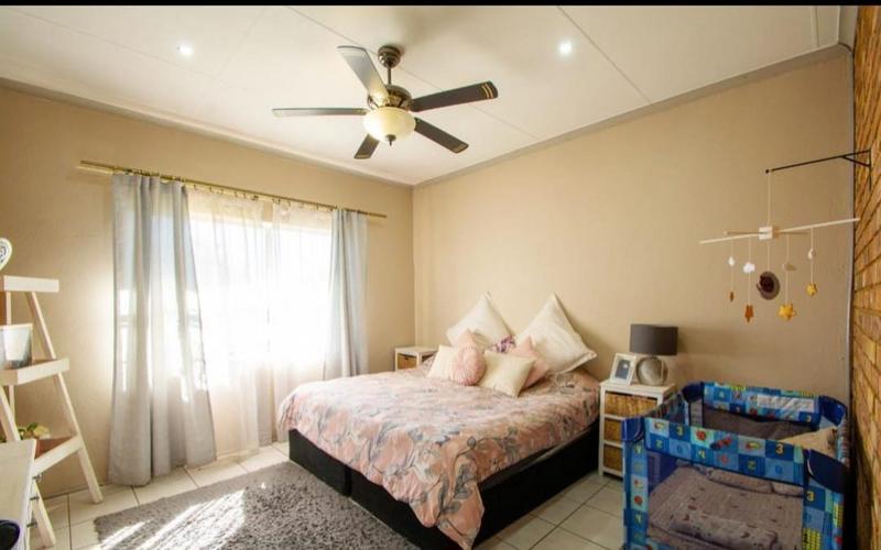 5 Bedroom Property for Sale in Elandshaven Gauteng