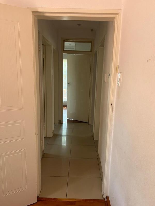 To Let 4 Bedroom Property for Rent in Lenasia South Gauteng