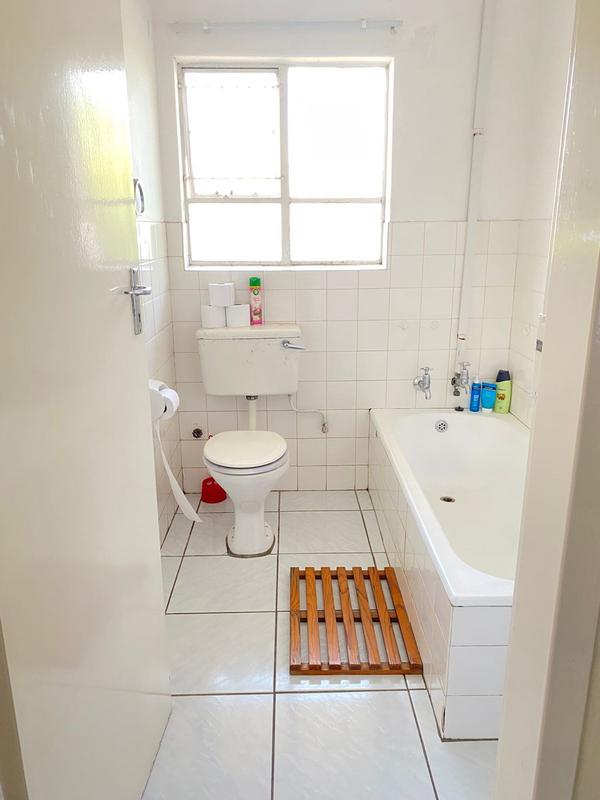 To Let 2 Bedroom Property for Rent in Croydon Gauteng