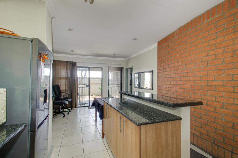 2 Bedroom Property for Sale in Rivonia Gauteng