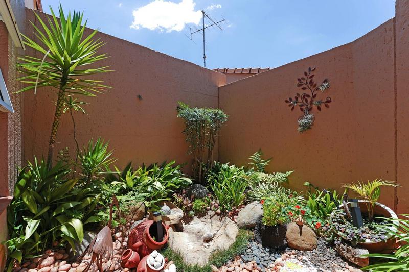 3 Bedroom Property for Sale in Monument Gauteng