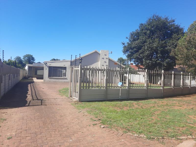 3 Bedroom Property for Sale in Arcon Park Gauteng