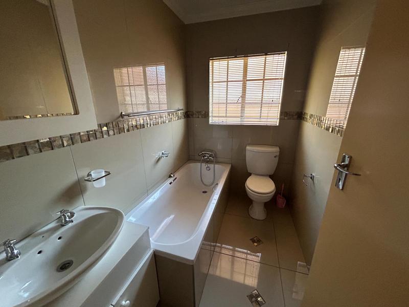 3 Bedroom Property for Sale in The Reeds Gauteng