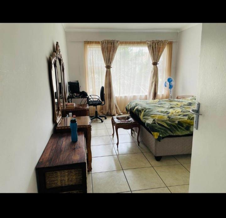 To Let 2 Bedroom Property for Rent in Ferndale Gauteng