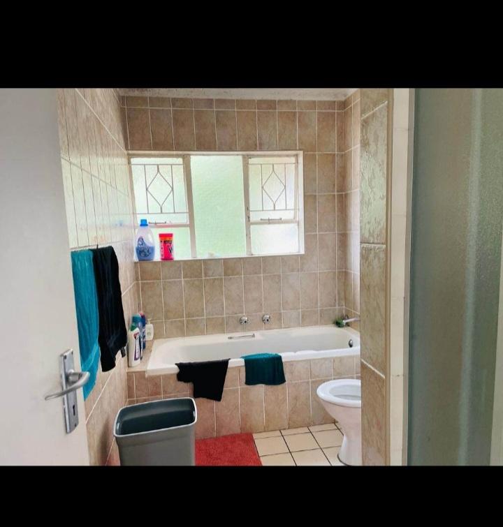 To Let 2 Bedroom Property for Rent in Ferndale Gauteng