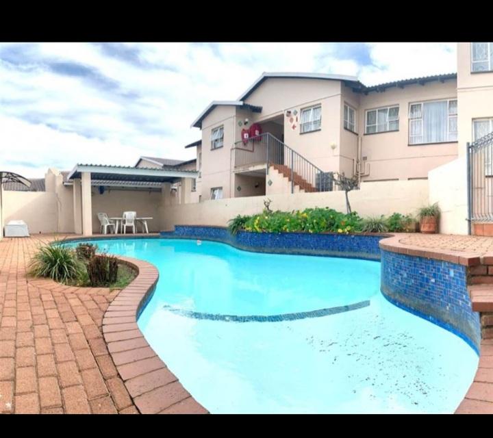 To Let 2 Bedroom Property for Rent in Ferndale Gauteng