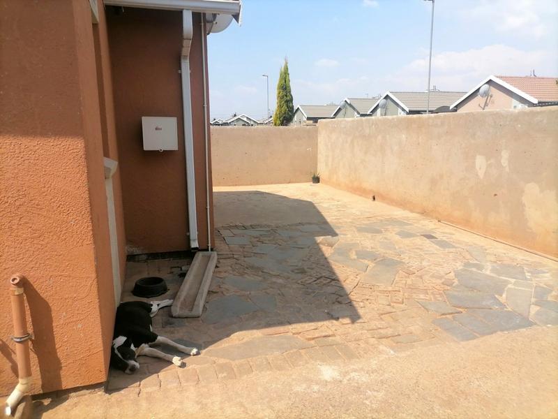 3 Bedroom Property for Sale in Windmill Park Gauteng