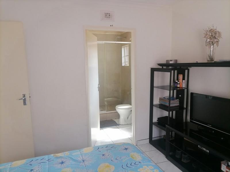3 Bedroom Property for Sale in Windmill Park Gauteng