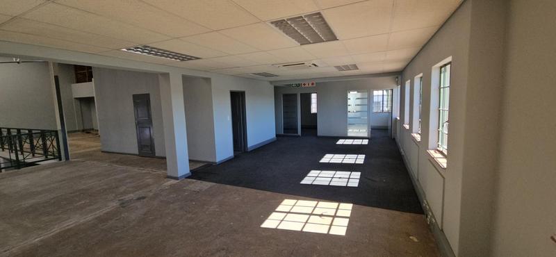 To Let commercial Property for Rent in Randjespark Gauteng