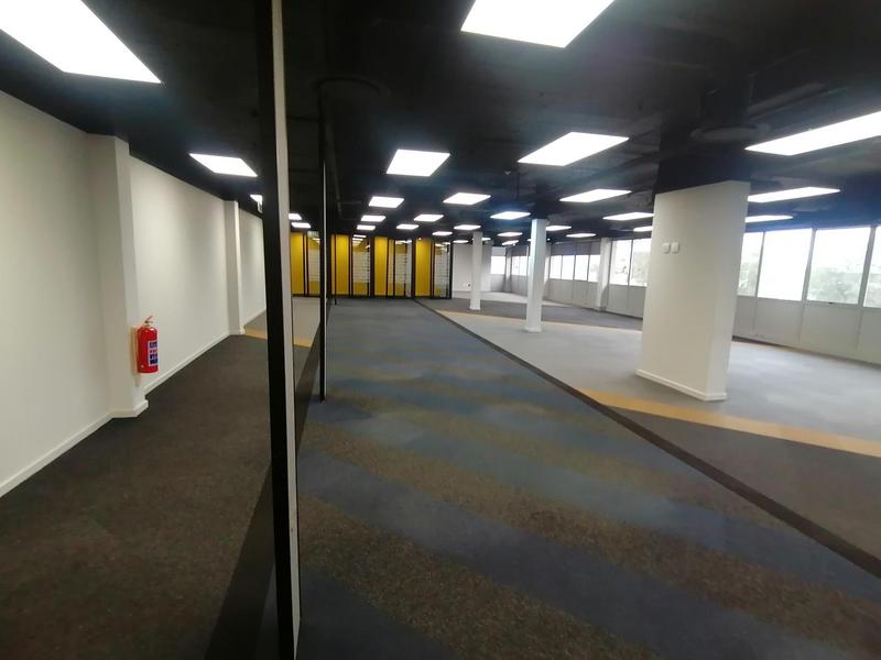 To Let commercial Property for Rent in Randjespark Gauteng