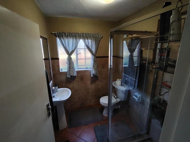 To Let 2 Bedroom Property for Rent in Eco Park Gauteng