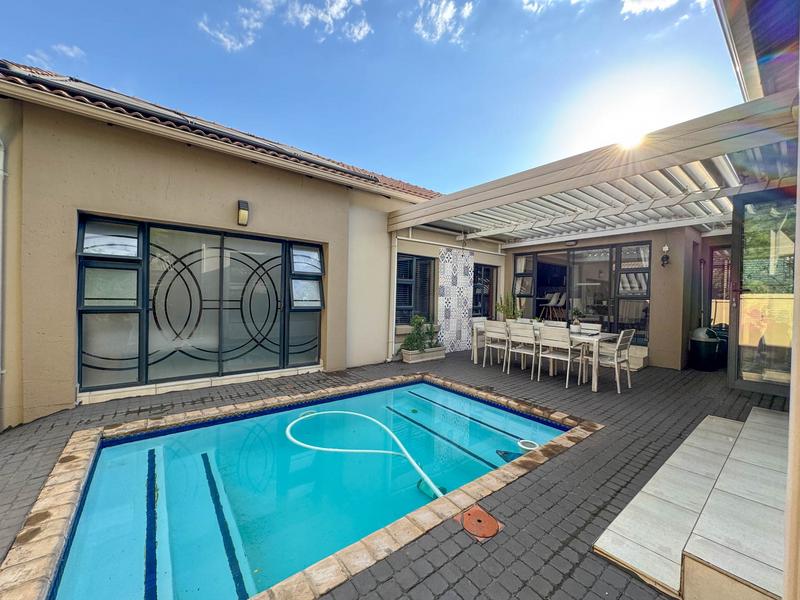 4 Bedroom Property for Sale in Midstream Hill Gauteng