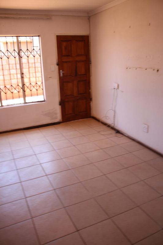 To Let 2 Bedroom Property for Rent in Protea Glen Gauteng