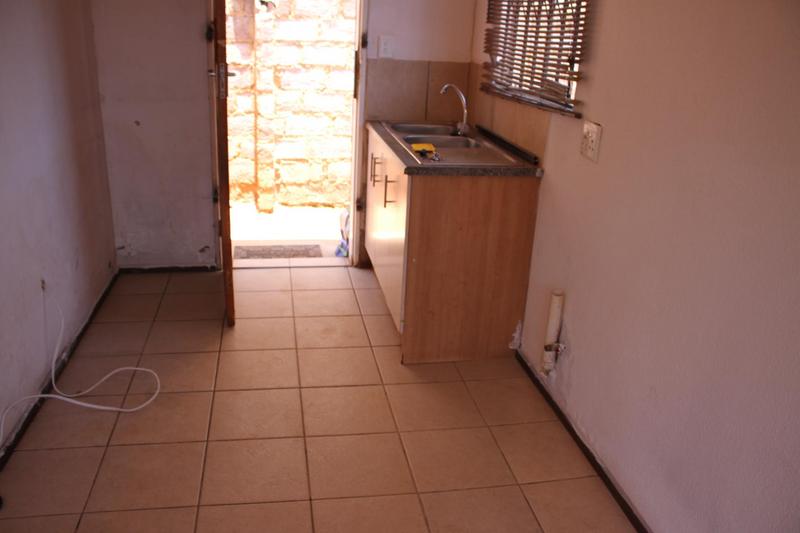 To Let 2 Bedroom Property for Rent in Protea Glen Gauteng