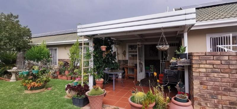 2 Bedroom Property for Sale in Ninapark Gauteng