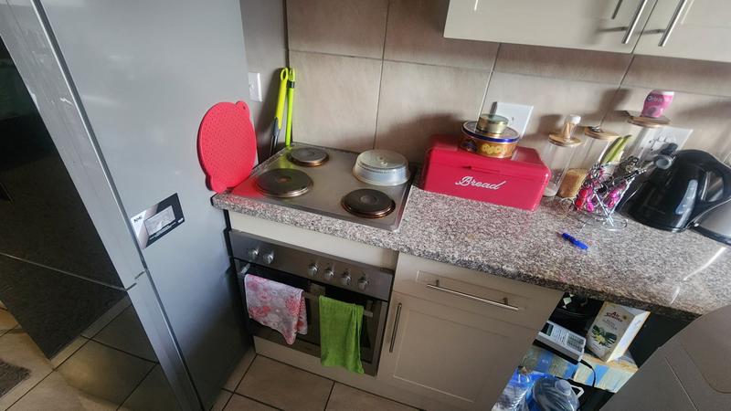 1 Bedroom Property for Sale in Annlin Gauteng