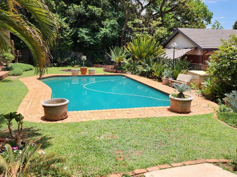 4 Bedroom Property for Sale in Florauna Gauteng