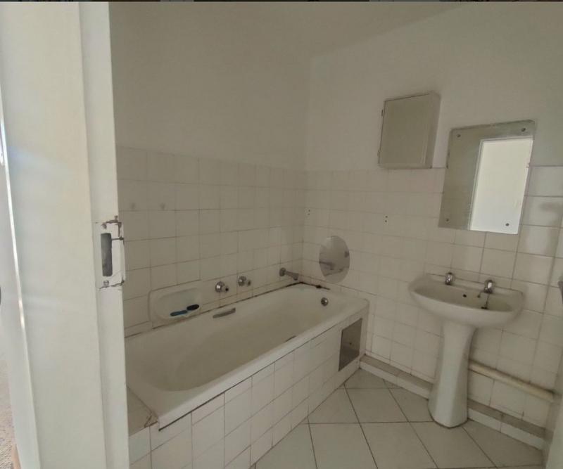 2 Bedroom Property for Sale in Pretoria North Gauteng