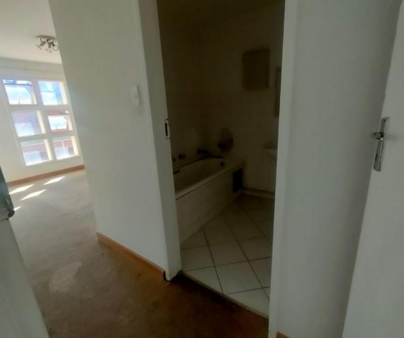 2 Bedroom Property for Sale in Pretoria North Gauteng