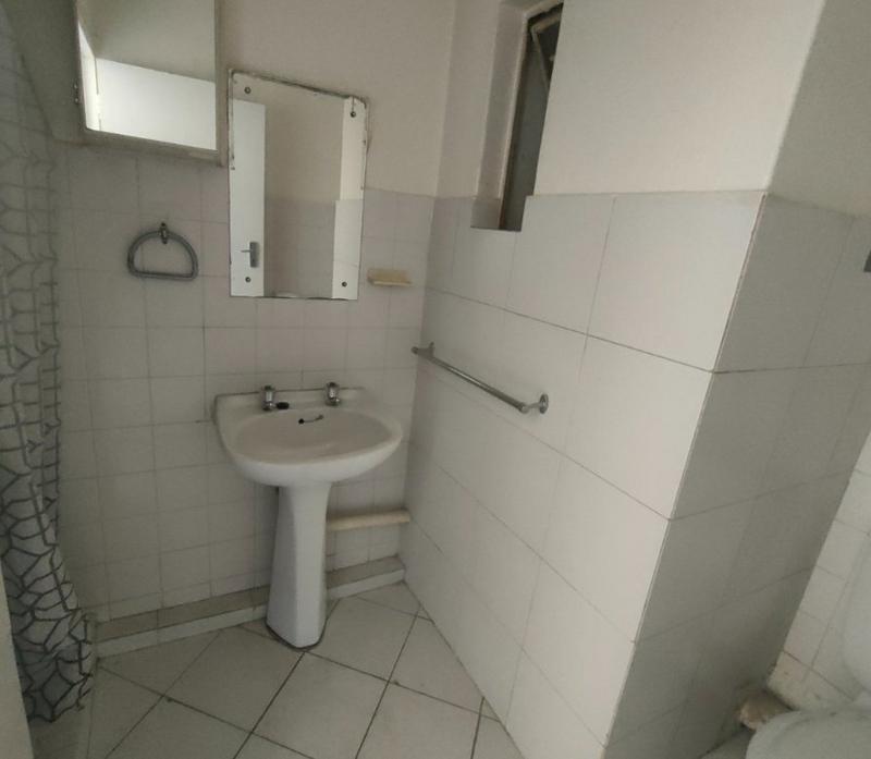 2 Bedroom Property for Sale in Pretoria North Gauteng