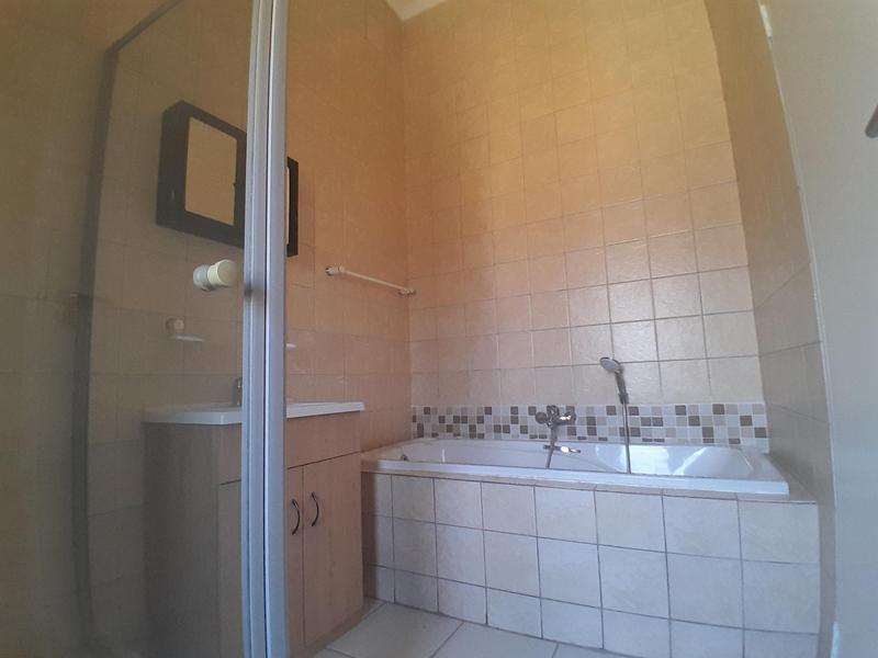 To Let 2 Bedroom Property for Rent in Eldo Lakes Estate Gauteng