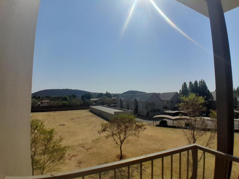 To Let 2 Bedroom Property for Rent in Eldo Lakes Estate Gauteng